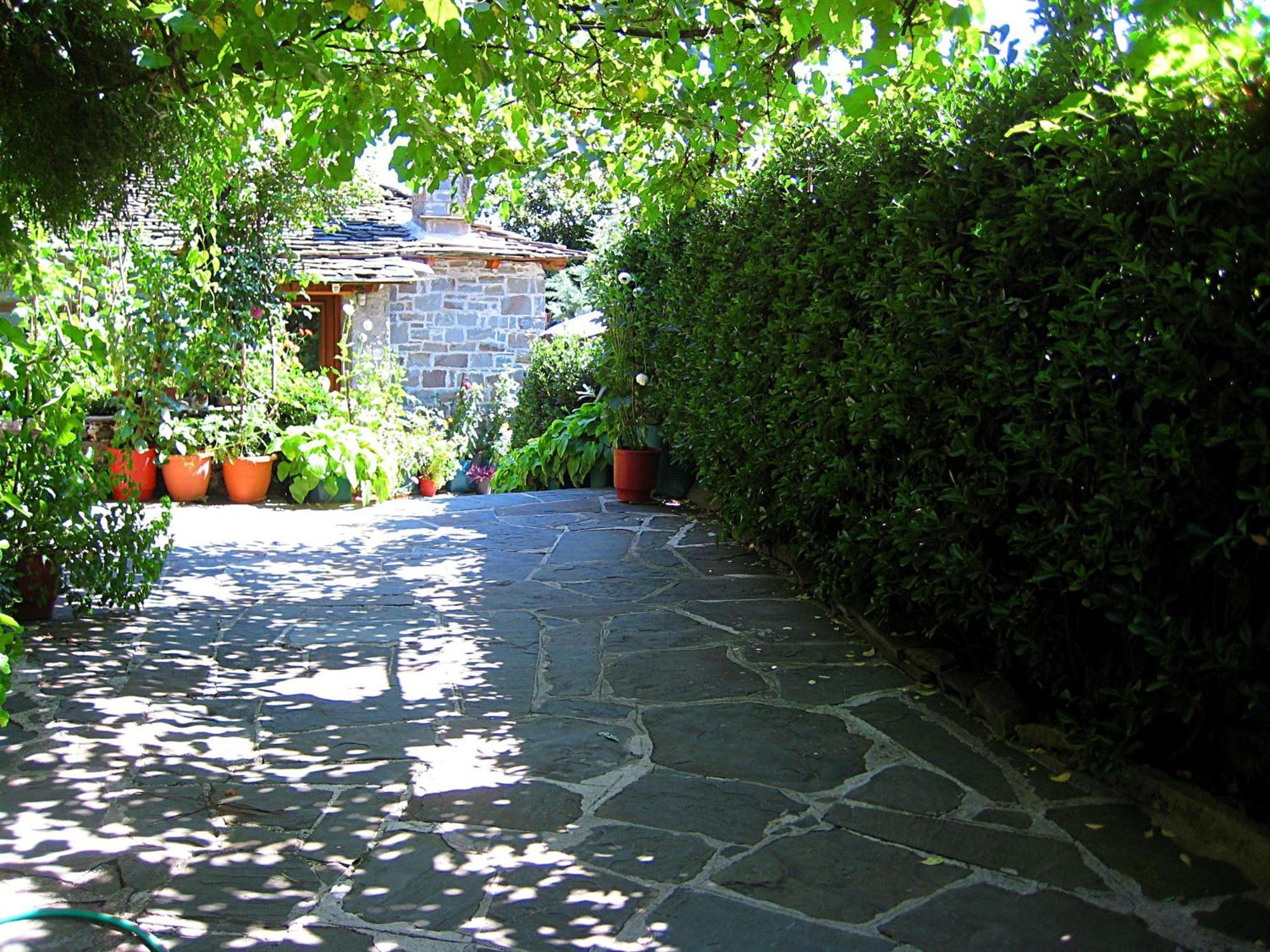 Guesthouse Gouris เซเปโลโว ภายนอก รูปภาพ
